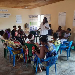 Groupe de travail des femmes à Ngoumou